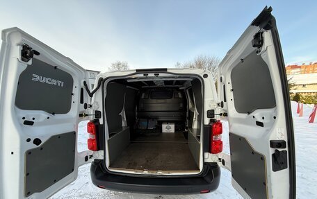 Peugeot Expert, 2019 год, 2 650 000 рублей, 14 фотография
