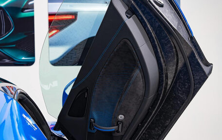 Maserati MC20, 2024 год, 28 200 000 рублей, 13 фотография