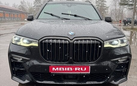 BMW X7, 2021 год, 8 790 000 рублей, 2 фотография