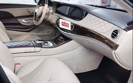 Mercedes-Benz Maybach S-Класс, 2015 год, 2 950 000 рублей, 10 фотография