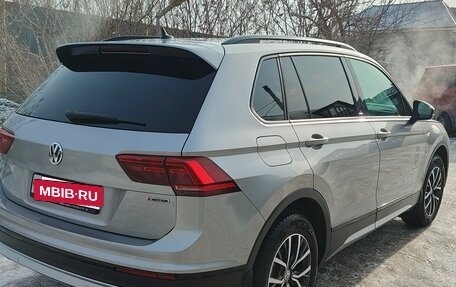 Volkswagen Tiguan II, 2020 год, 2 600 000 рублей, 8 фотография