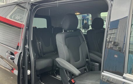 Mercedes-Benz V-Класс, 2018 год, 4 100 000 рублей, 12 фотография