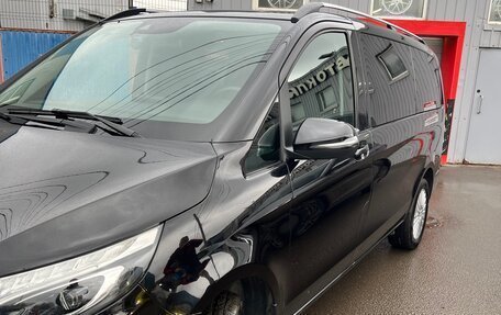 Mercedes-Benz V-Класс, 2018 год, 4 100 000 рублей, 9 фотография