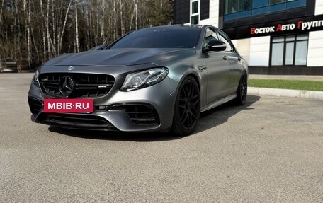 Mercedes-Benz E-Класс AMG, 2017 год, 5 470 000 рублей, 5 фотография