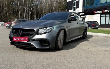 Mercedes-Benz E-Класс AMG, 2017 год, 5 470 000 рублей, 3 фотография