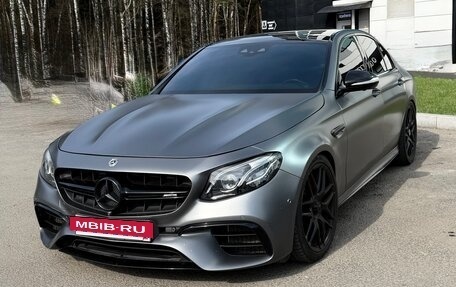 Mercedes-Benz E-Класс AMG, 2017 год, 5 470 000 рублей, 9 фотография