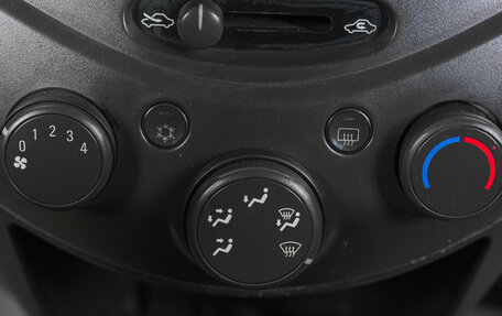 Chevrolet Spark III, 2011 год, 429 000 рублей, 16 фотография