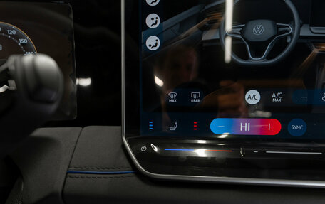 Volkswagen Tiguan, 2026 год, 4 800 000 рублей, 28 фотография