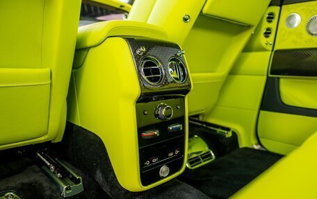 Rolls-Royce Cullinan, 2025 год, 64 500 000 рублей, 21 фотография