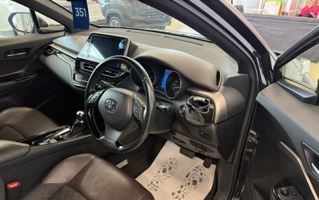 Toyota C-HR I рестайлинг, 2018 год, 2 229 000 рублей, 10 фотография