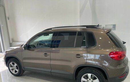 Volkswagen Tiguan I, 2015 год, 1 795 000 рублей, 2 фотография