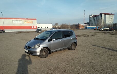 Honda Fit III, 2003 год, 350 000 рублей, 2 фотография