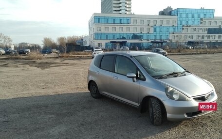 Honda Fit III, 2003 год, 350 000 рублей, 4 фотография