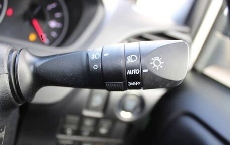 Toyota Noah III, 2021 год, 1 940 000 рублей, 22 фотография