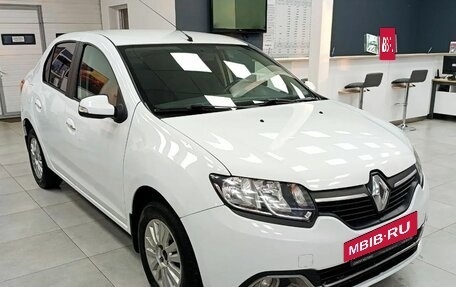 Renault Logan II, 2016 год, 549 900 рублей, 3 фотография