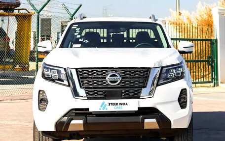 Nissan Navara (Frontier), 2025 год, 4 550 000 рублей, 2 фотография