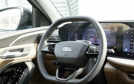 Audi Q5, 2025 год, 7 400 000 рублей, 15 фотография