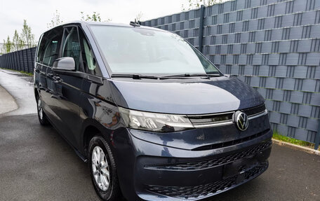 Volkswagen Multivan, 2022 год, 3 746 483 рублей, 5 фотография