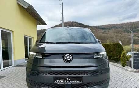 Volkswagen Multivan, 2022 год, 3 895 808 рублей, 3 фотография