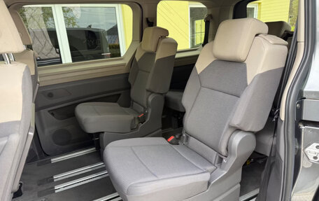 Volkswagen Multivan, 2022 год, 3 895 808 рублей, 11 фотография