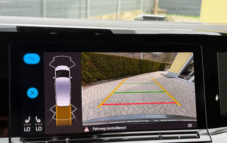 Volkswagen Multivan, 2022 год, 3 895 808 рублей, 16 фотография