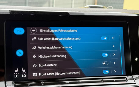 Volkswagen Multivan, 2022 год, 3 895 808 рублей, 18 фотография