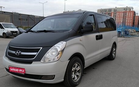 Hyundai Grand Starex Grand Starex I рестайлинг 2, 2008 год, 900 000 рублей, 1 фотография
