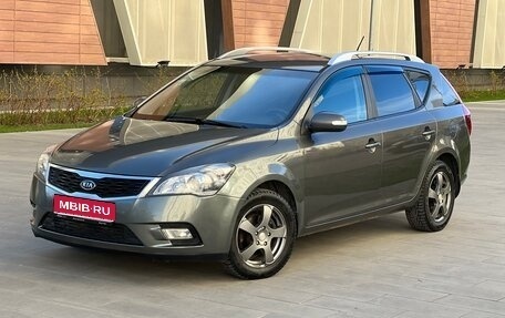 KIA cee'd I рестайлинг, 2010 год, 770 000 рублей, 1 фотография