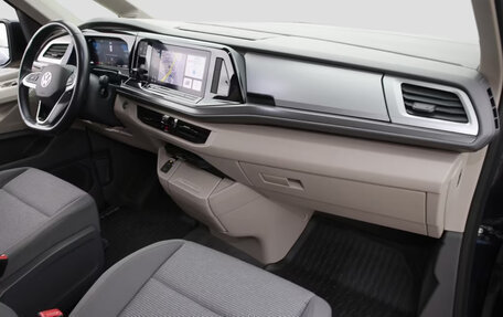 Volkswagen Multivan, 2023 год, 4 157 558 рублей, 8 фотография