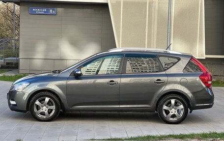 KIA cee'd I рестайлинг, 2010 год, 770 000 рублей, 2 фотография