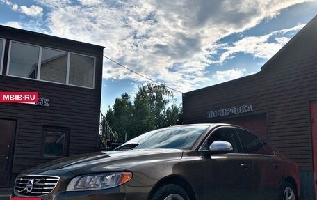 Volvo S80 II рестайлинг 2, 2013 год, 1 800 000 рублей, 3 фотография
