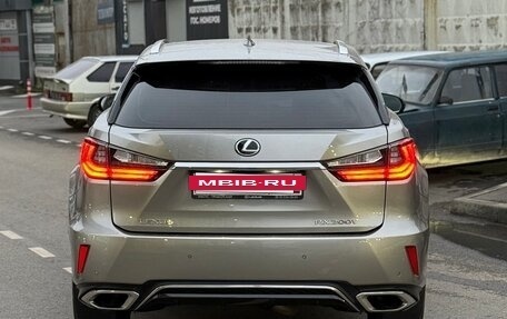 Lexus RX IV рестайлинг, 2016 год, 3 400 000 рублей, 5 фотография