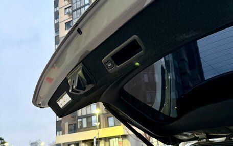 Lexus RX IV рестайлинг, 2016 год, 3 400 000 рублей, 9 фотография