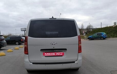 Hyundai Grand Starex Grand Starex I рестайлинг 2, 2008 год, 900 000 рублей, 6 фотография