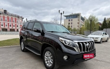 Toyota Land Cruiser Prado 150 рестайлинг 2, 2015 год, 3 750 000 рублей, 4 фотография