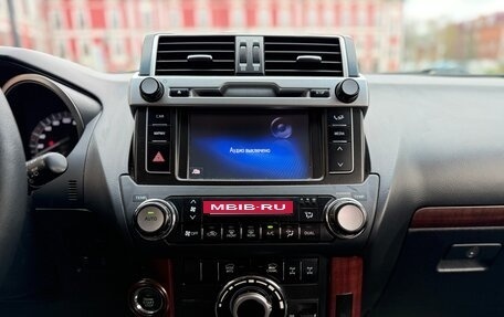 Toyota Land Cruiser Prado 150 рестайлинг 2, 2015 год, 3 750 000 рублей, 13 фотография