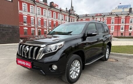 Toyota Land Cruiser Prado 150 рестайлинг 2, 2015 год, 3 750 000 рублей, 2 фотография