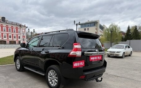 Toyota Land Cruiser Prado 150 рестайлинг 2, 2015 год, 3 750 000 рублей, 8 фотография