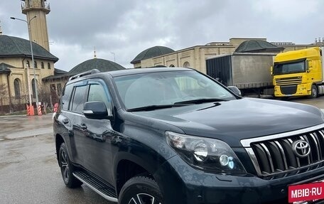 Toyota Land Cruiser Prado 150 рестайлинг 2, 2013 год, 2 850 000 рублей, 5 фотография