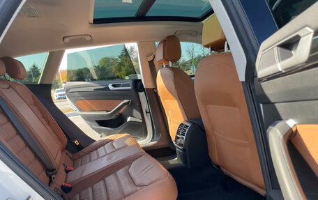 Volkswagen Passat CC, 2024 год, 4 150 000 рублей, 15 фотография