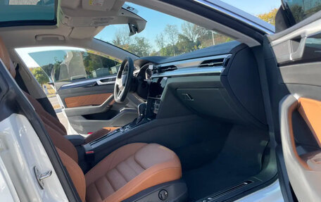 Volkswagen Passat CC, 2024 год, 4 150 000 рублей, 14 фотография