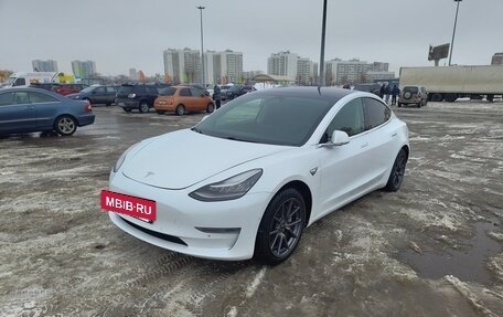 Tesla Model 3 I, 2020 год, 2 000 000 рублей, 2 фотография