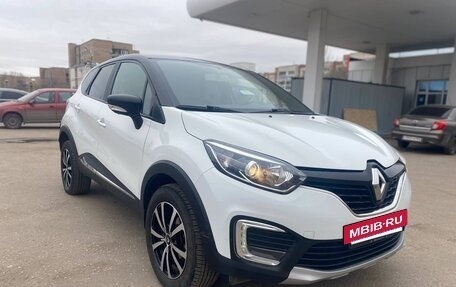 Renault Kaptur I рестайлинг, 2017 год, 1 450 000 рублей, 3 фотография