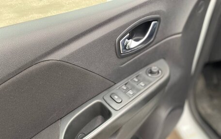 Renault Kaptur I рестайлинг, 2017 год, 1 450 000 рублей, 22 фотография