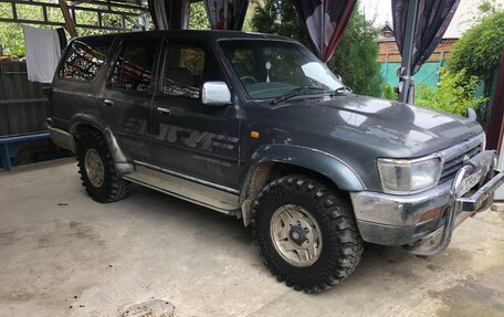 Toyota Hilux Surf III рестайлинг, 1993 год, 750 000 рублей, 3 фотография