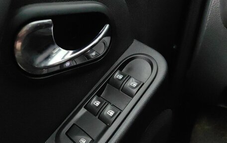 Renault Duster I рестайлинг, 2016 год, 1 420 000 рублей, 22 фотография