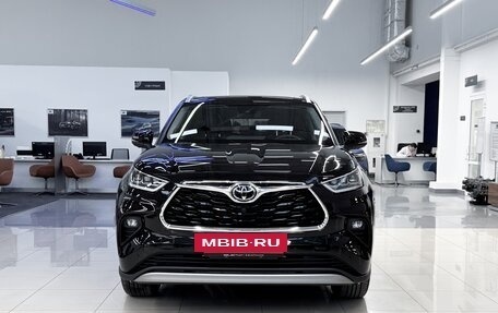 Toyota Highlander, 2025 год, 6 750 000 рублей, 2 фотография