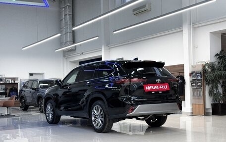 Toyota Highlander, 2025 год, 6 750 000 рублей, 5 фотография