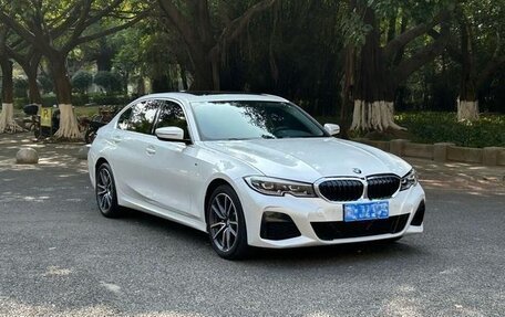 BMW 3 серия, 2022 год, 2 750 000 рублей, 3 фотография