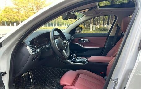 BMW 3 серия, 2022 год, 2 750 000 рублей, 11 фотография